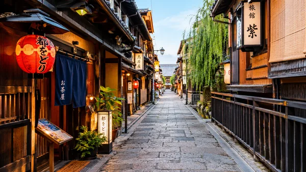 Pontocho Alley